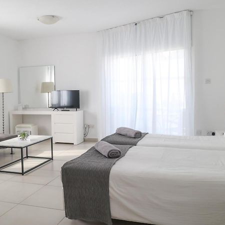 Alva Hotel Apartments Protaras Ngoại thất bức ảnh
