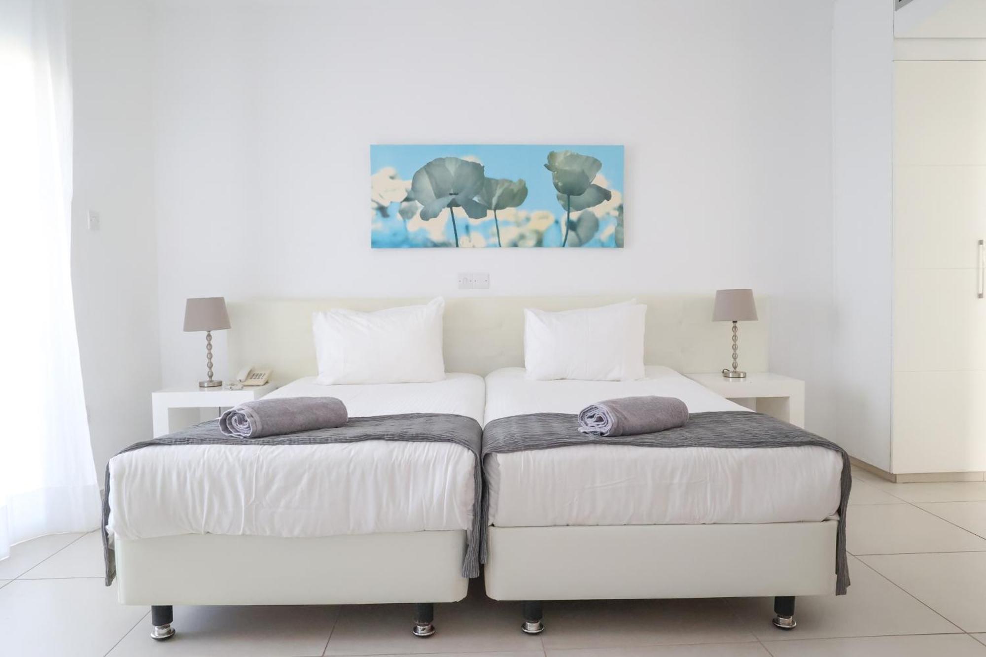 Alva Hotel Apartments Protaras Ngoại thất bức ảnh