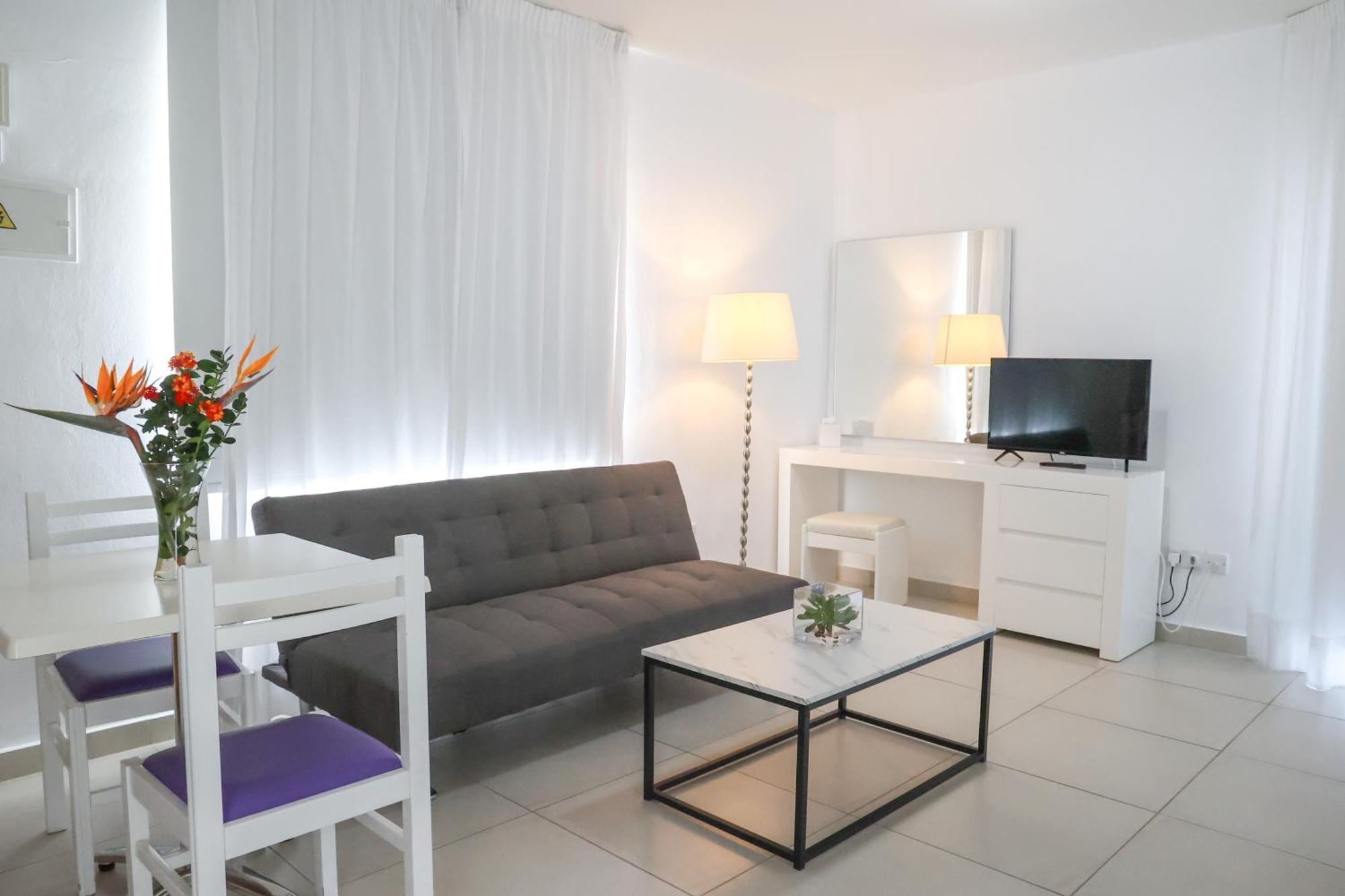Alva Hotel Apartments Protaras Ngoại thất bức ảnh