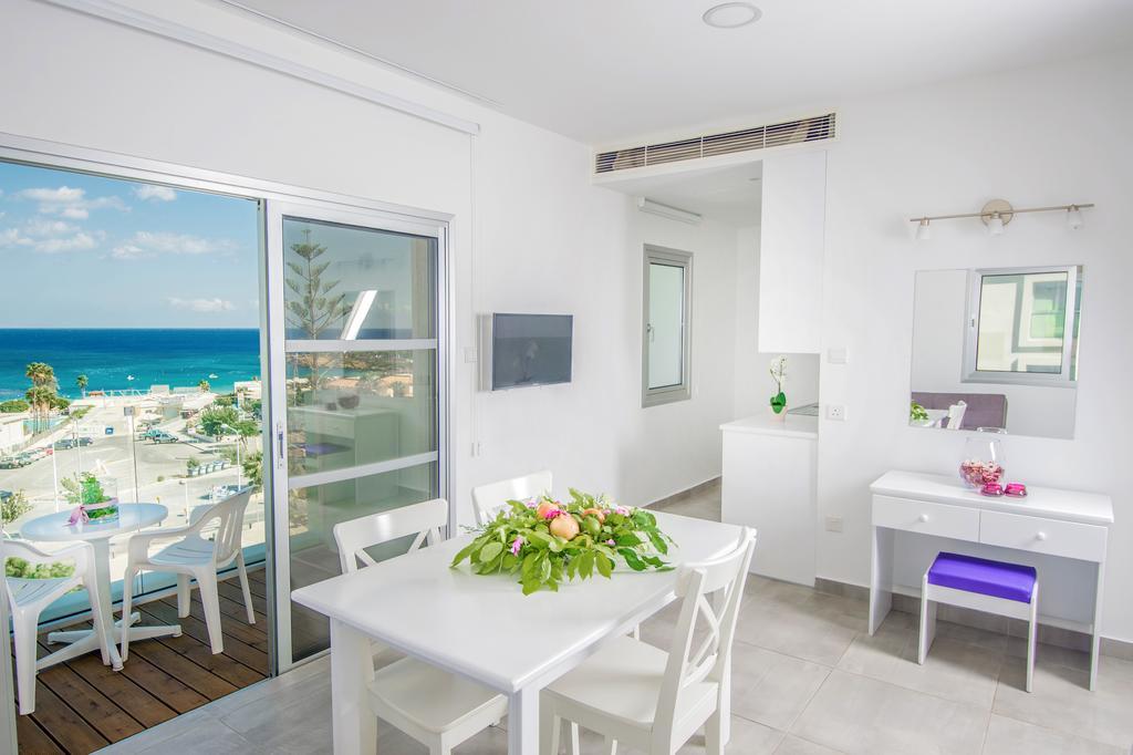 Alva Hotel Apartments Protaras Ngoại thất bức ảnh