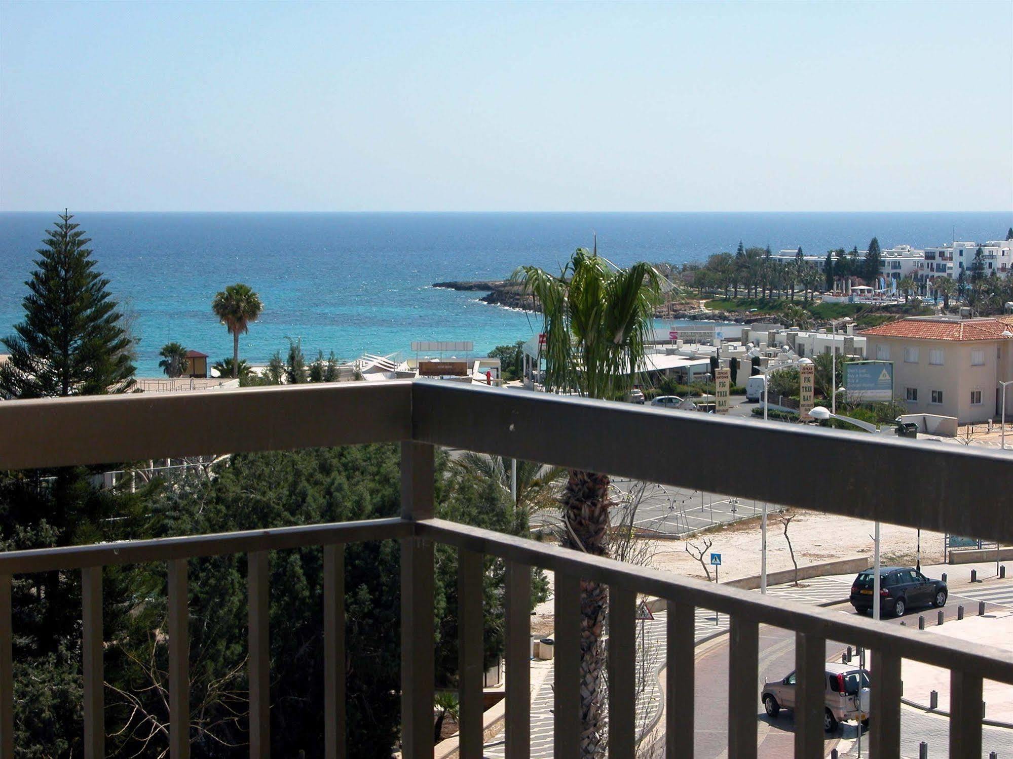 Alva Hotel Apartments Protaras Ngoại thất bức ảnh