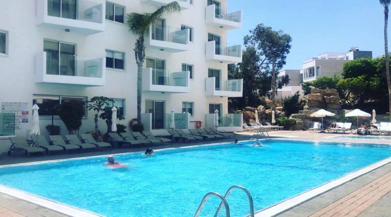Alva Hotel Apartments Protaras Ngoại thất bức ảnh