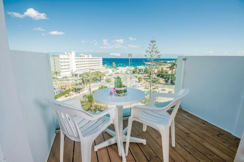 Alva Hotel Apartments Protaras Ngoại thất bức ảnh